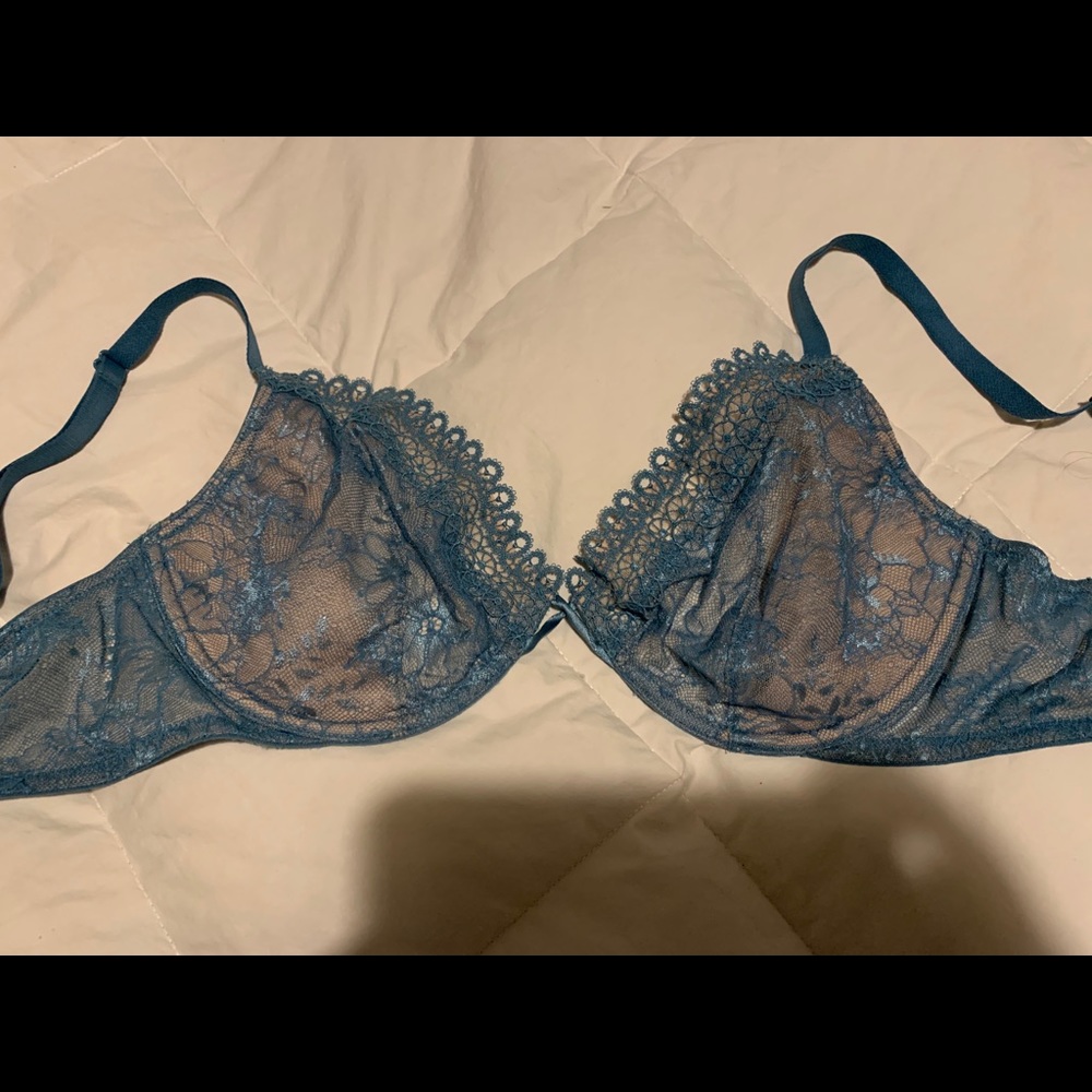 Victoria Secret 36D bra